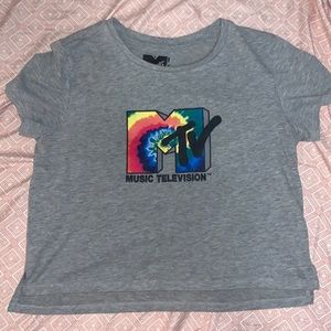 Cropped MTV shirt